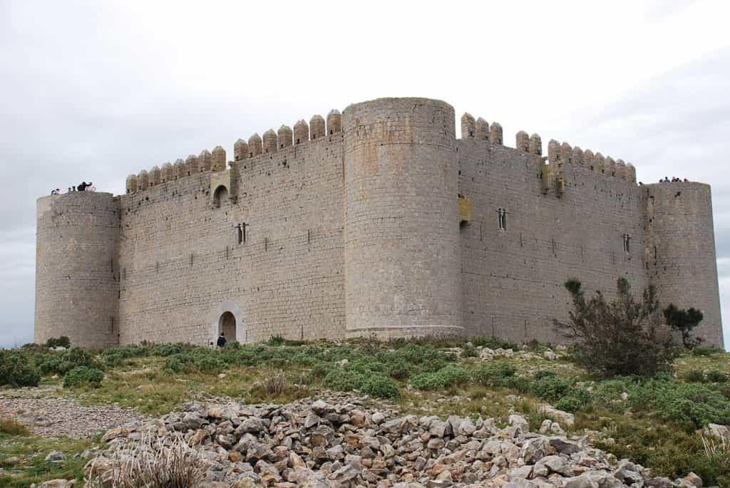 Chateau de Montgri